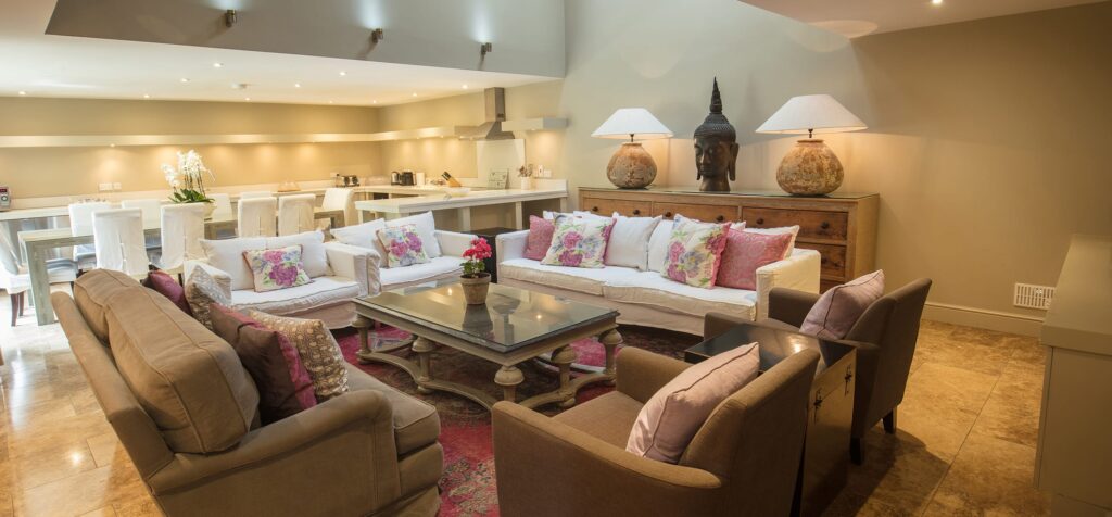 Sitting room in Vielha, Chedington Grange