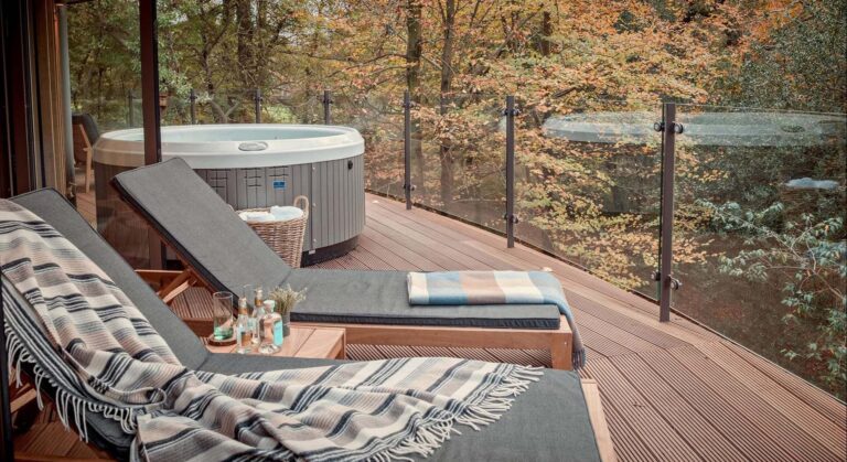 A Treehouse terrace with a private hot tub, Chewton Glen Hotel & Spa