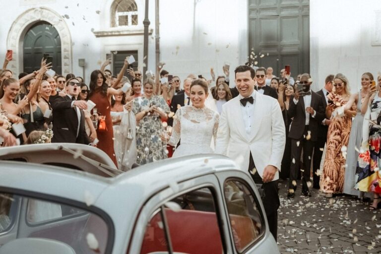 The couple and a vintage car, Cinema of Poetry