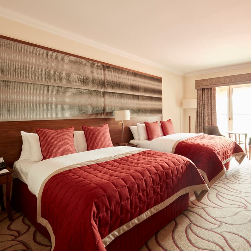 Deluxe Family Room