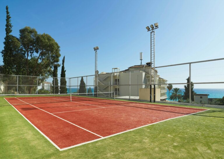Tennis court at the resort, Columbia Beach Resort