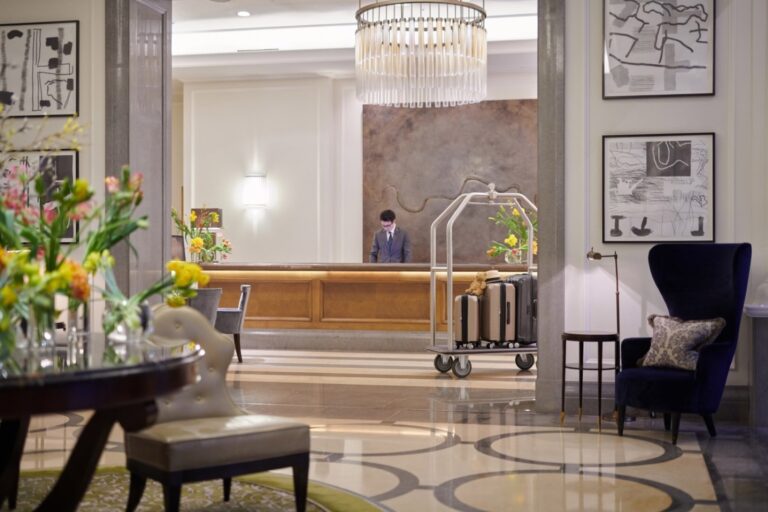 The lobby lounge at Corinthia London