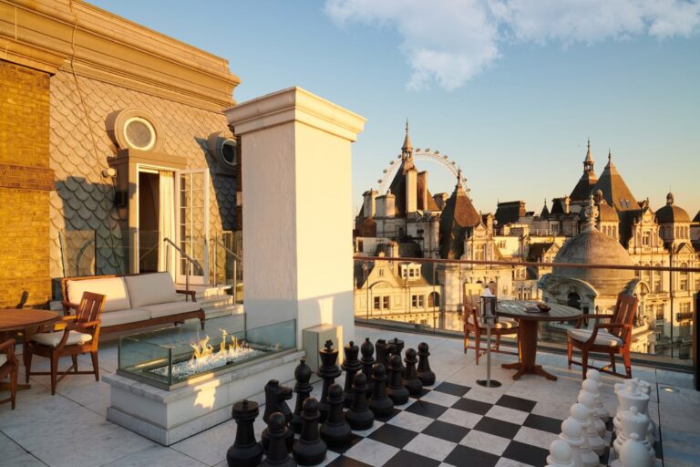 The terrace of the Whitehall Penthouse