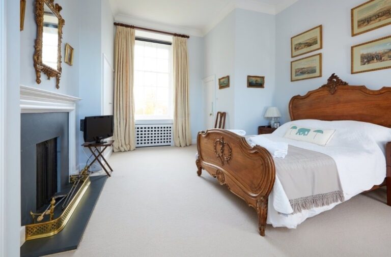 Room 4, the Dressing Room, Cornwell Manor