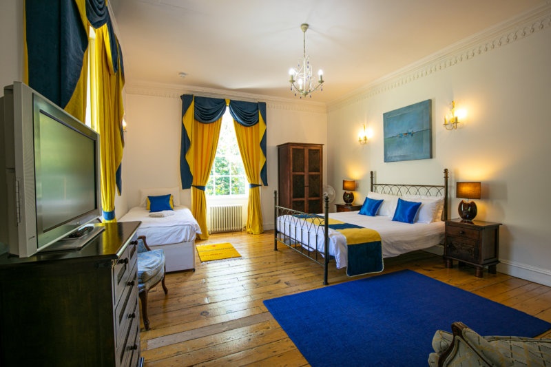 The House Sleeps 30