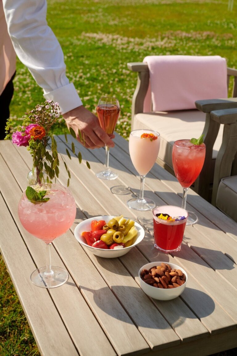Cocktails on the Rose Lawn, Coworth Park