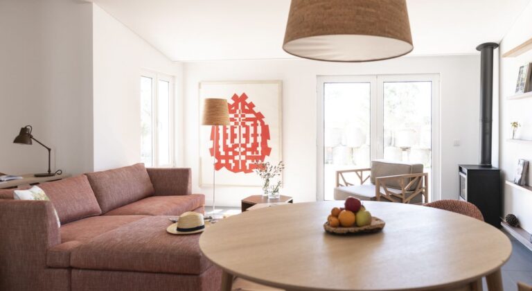 Living and dining area, Craveiral Farmhouse