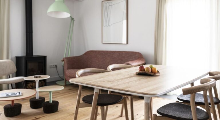 Dining table and living area, Craveiral Farmhouse