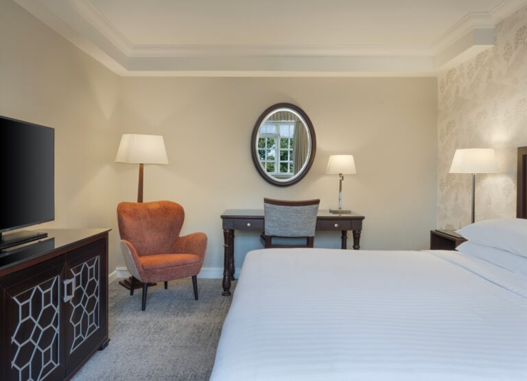 A king room, Delta Hotels St. Pierre Country Club