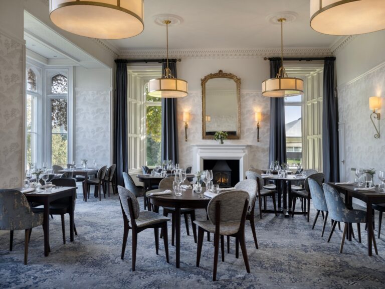 The Mathern Lounge, Delta Hotels St. Pierre Country Club