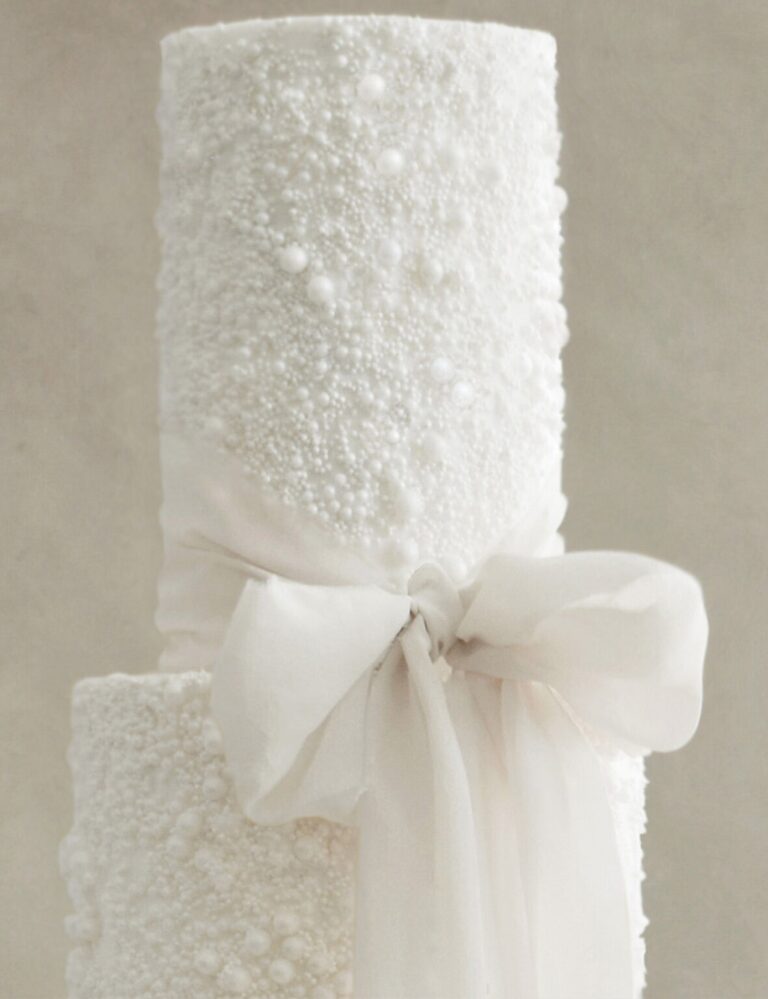 , Deluce Cakes