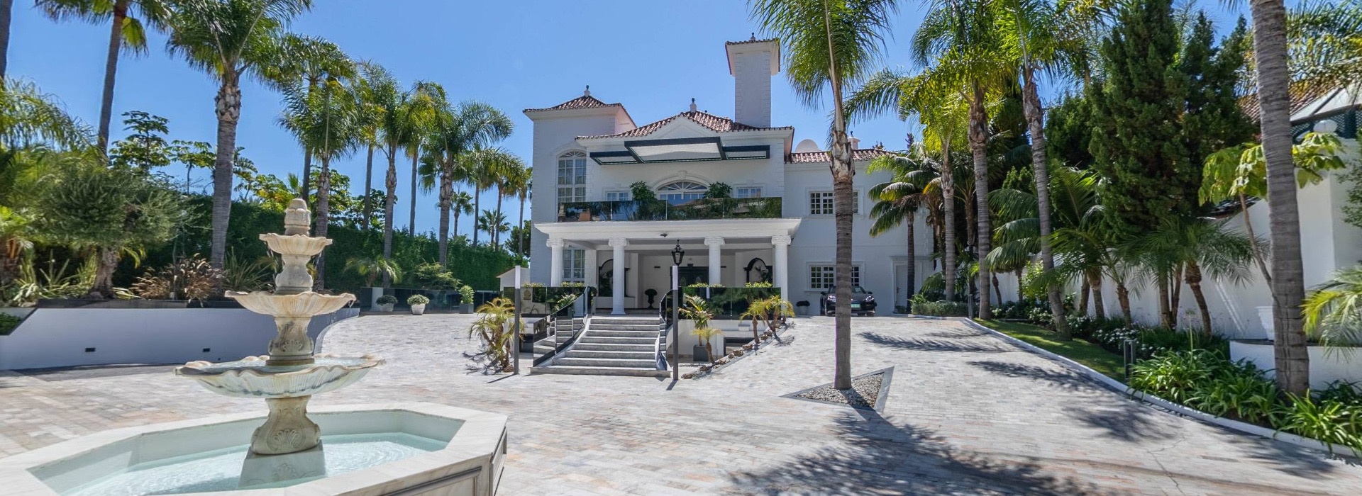 El Martinete, the beachfront villa on Marbella's Golden Mile, El Martinete Villa