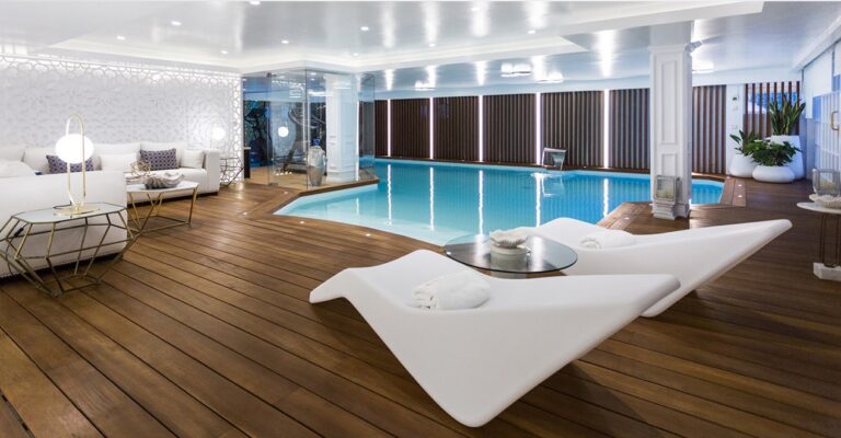 The indoor pool of the spa, El Martinete Villa