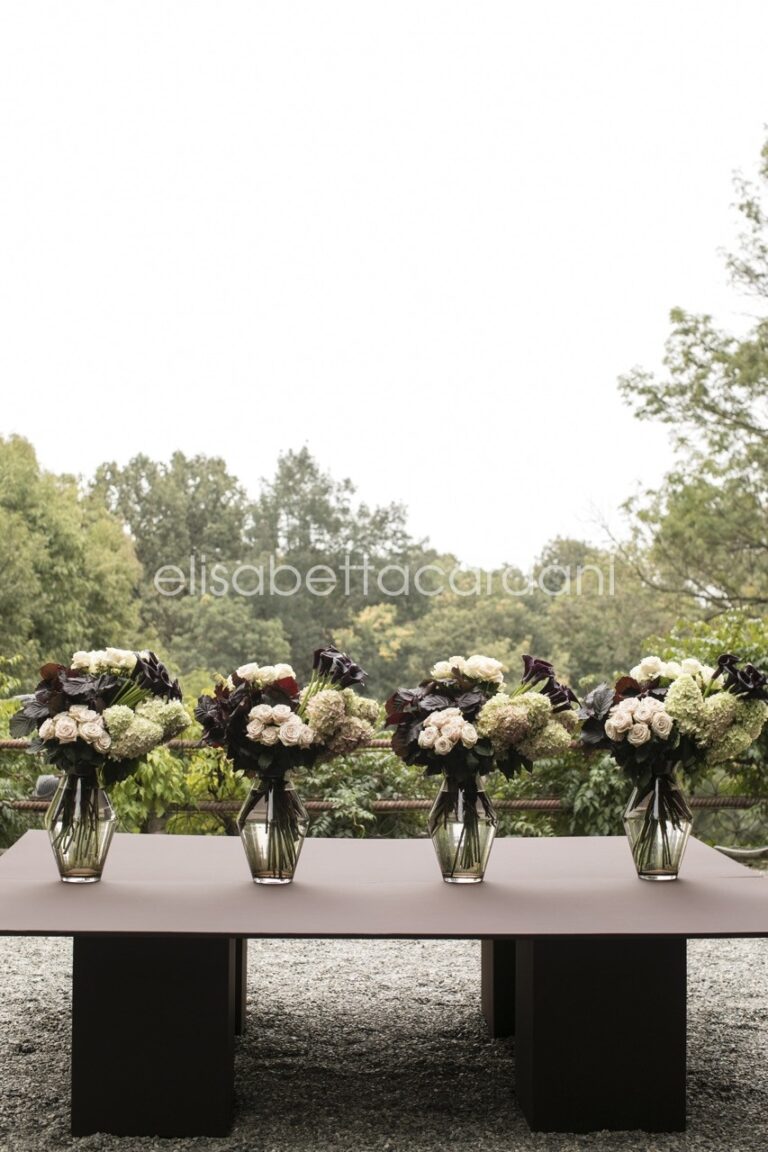 Four autumnal arrangements in burgundy and cream, Castello di Redabue, Elisabetta Cardani