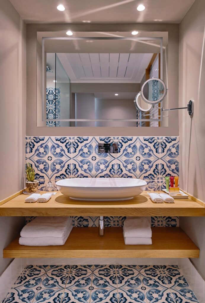 A Maiolica Bathroom
