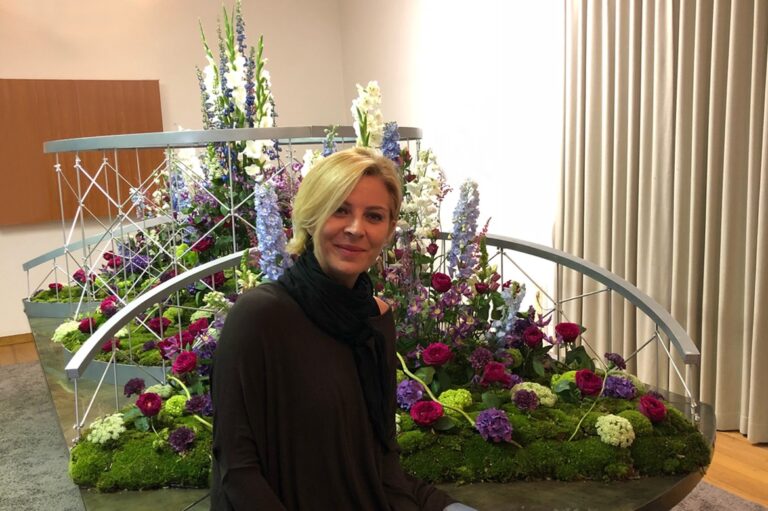 Flavia Bruni beside her installation at FLEURAMOUR 2018, Flavia Bruni