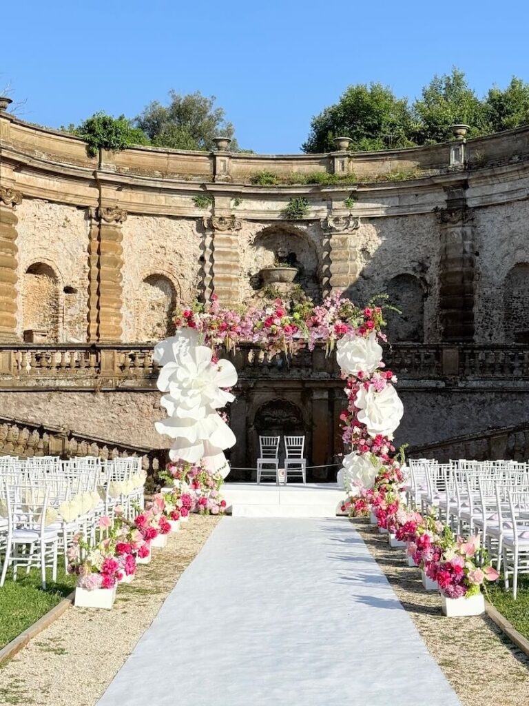 The ceremony arch inside Villa Mondragone's amphitheatre, Floreventi