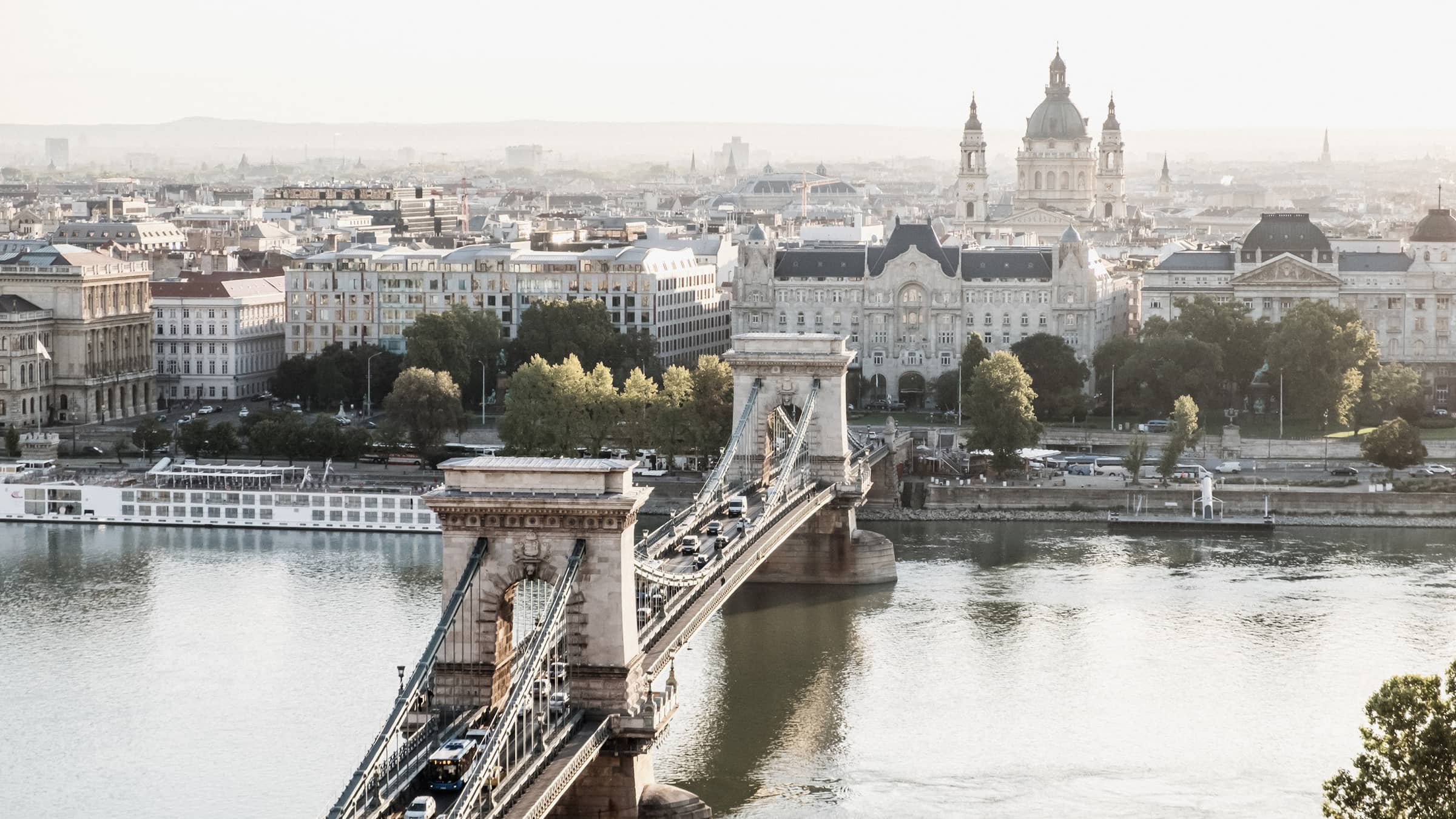 Széchenyi Chain Bridge over the Danube with the city beyond, Four Seasons Hotel Gresham Palace