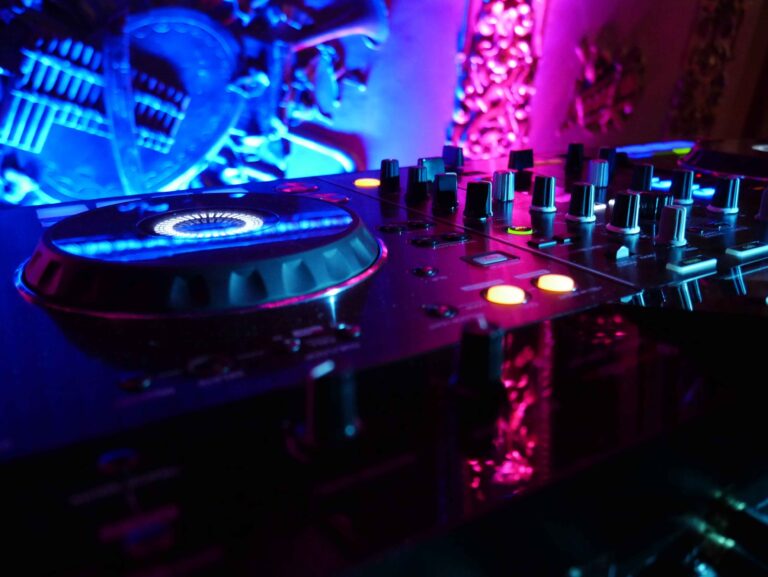 Gaetano Sicari DeeJay, Gaetano Sicari DeeJay