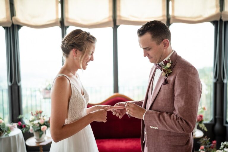 The exchange of rings in the glass pavilion at Hotel Villa Beccaris, Piedmont, Giandomenico Cosentino Photography