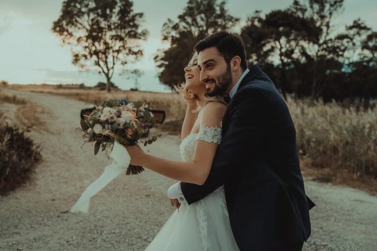 The couple on a dusty country path at sunset, Salento, Giuseppe Suma Weddings