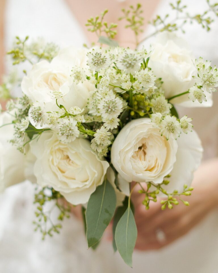 A bouquet of white roses and astrantia, Gorgeous Films