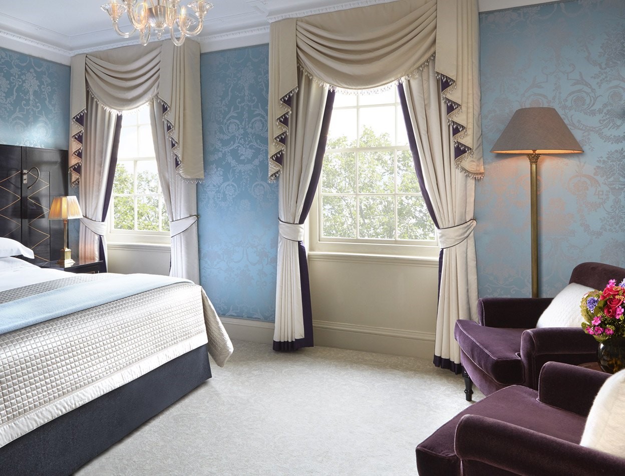 goring review room