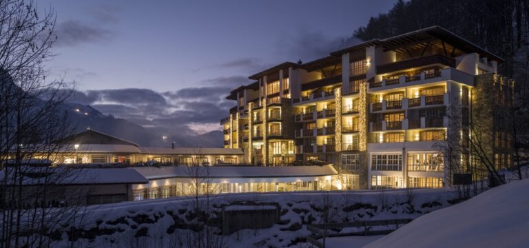 Night Exterior, Grand Tirolia Kitzbuehel