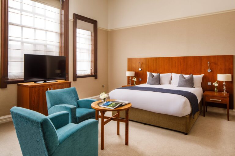 Heritage Suite bedroom and sitting area, The Grand Hotel & Spa York