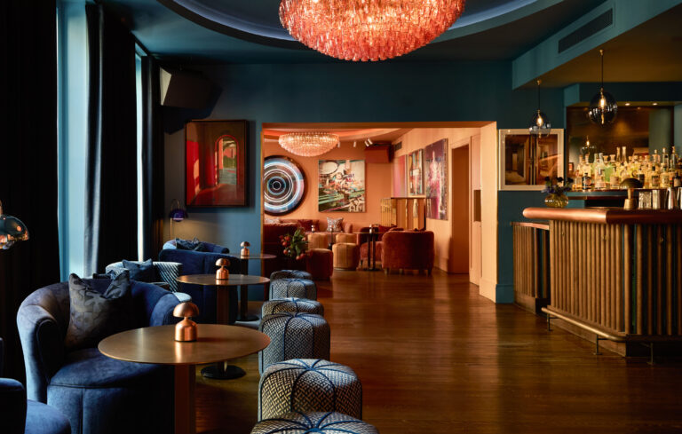 The Groucho Club, The main bar lounge
