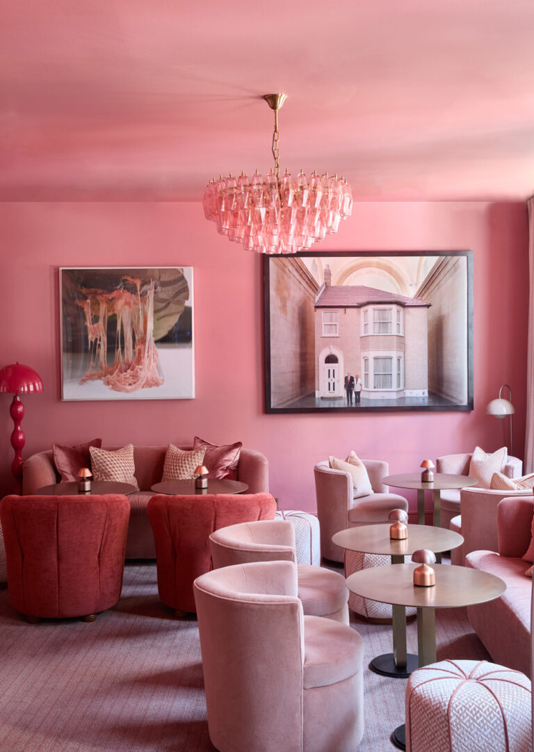 The Groucho Club, The pink room lounge