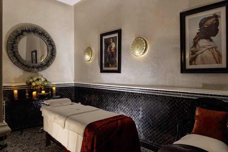A spa treatment room, Hôtel Palais Ronsard Relais & Châteaux