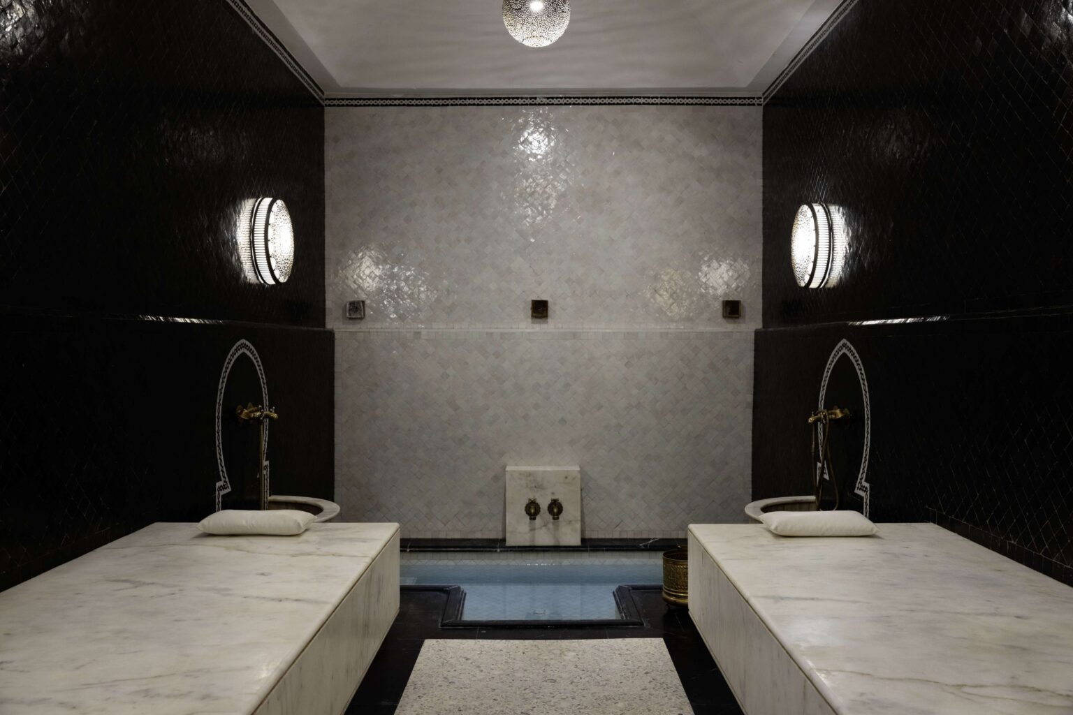 The marble hammam room