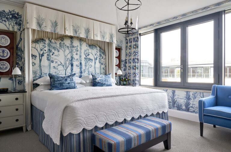 Bedroom of a One Bedroom Residence, Ham Yard Hotel