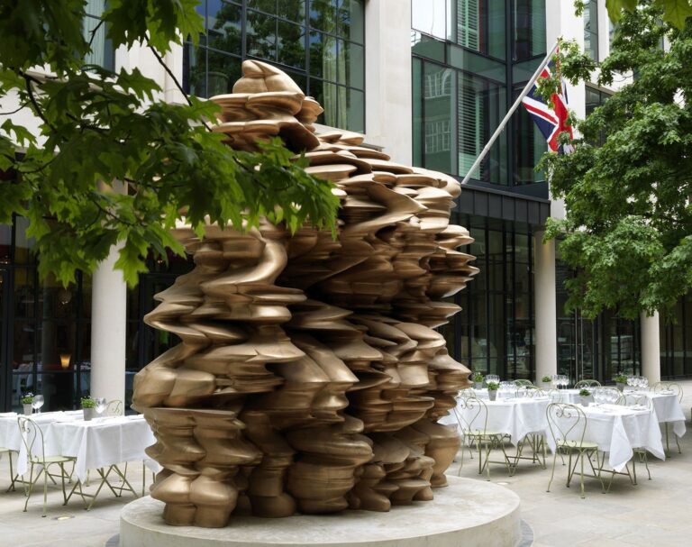 The bronze Tony Cragg sculpture in the courtyard, Ham Yard Hotel