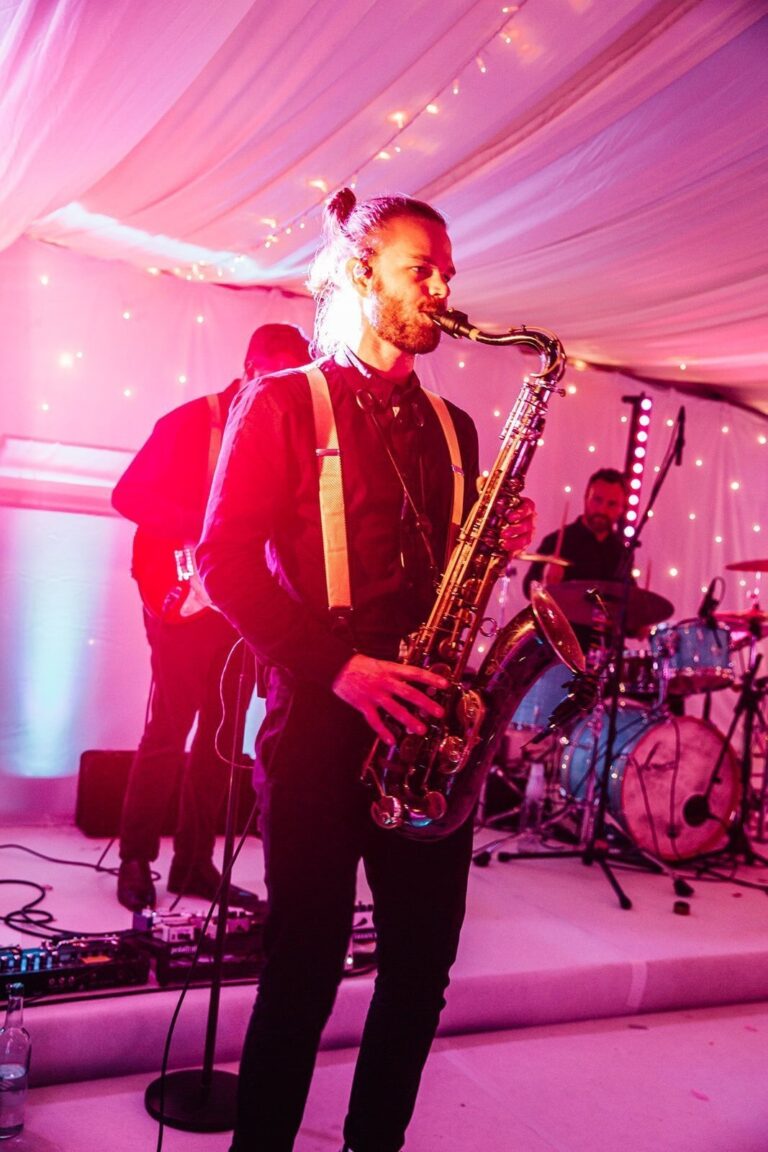 , HARD CANDi Showband