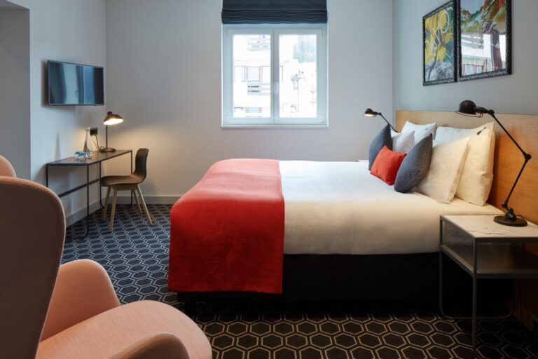 Superior guest room, Hard Rock Hotel Davos