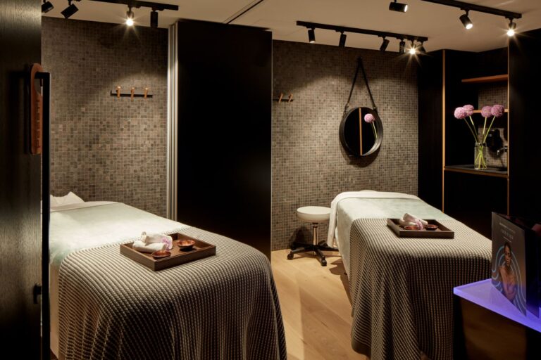 Couples treatment room, Hard Rock Hotel Davos