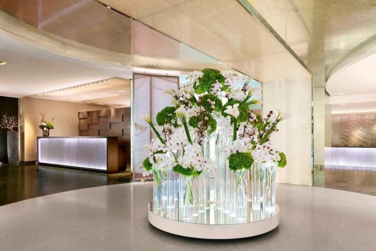 The Lobby, Hotel President Wilson, a Luxury Collection Hotel, Geneva
