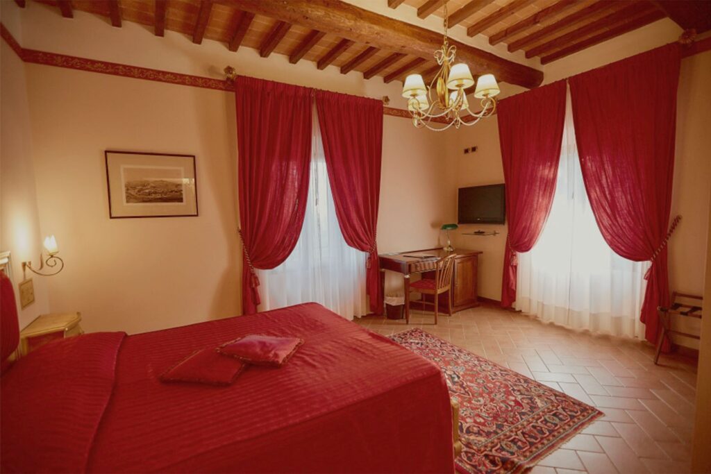 Classic & Superior Rooms, photograph 1