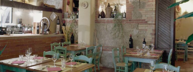 A Taverna Dining Room, Hotel Villa Il Patriarca
