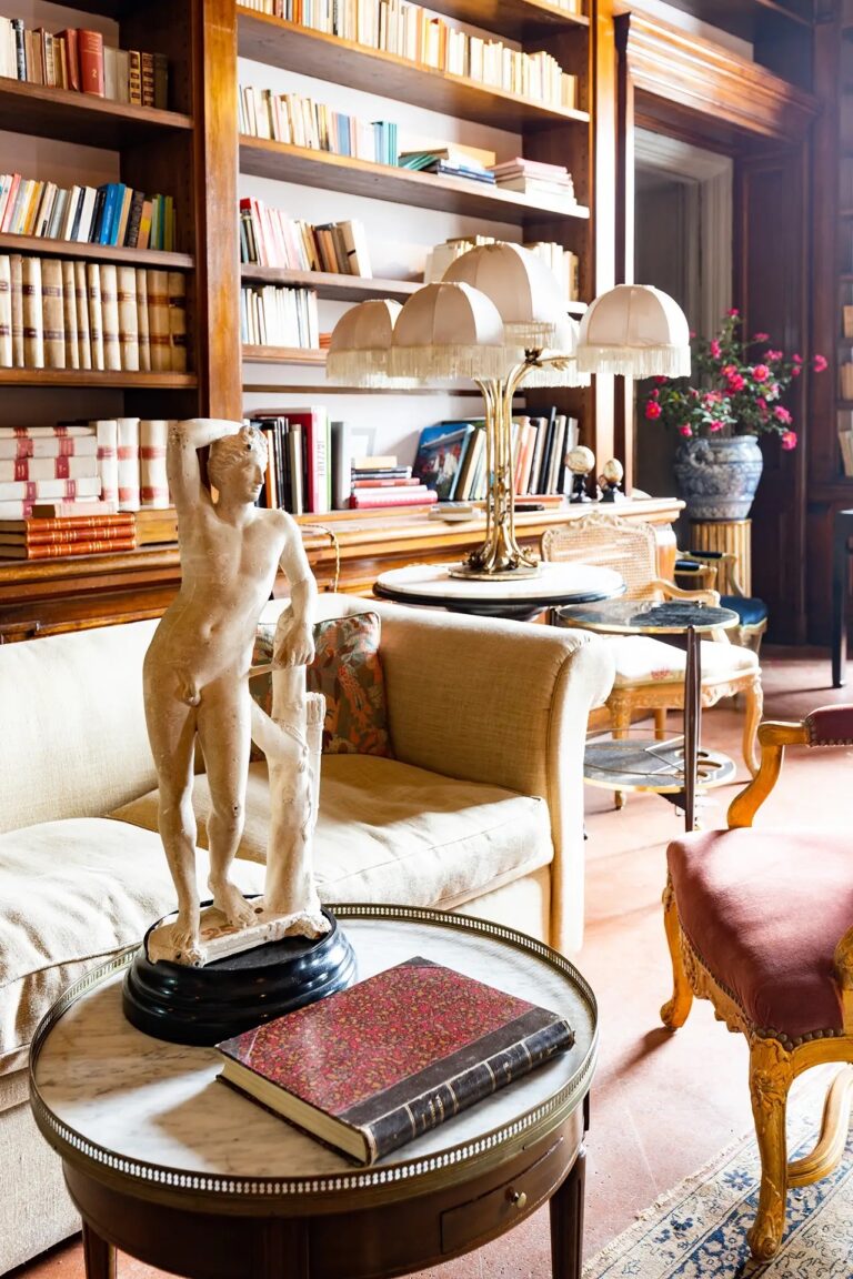 The Library salon, lined with volumes, Il Salviatino