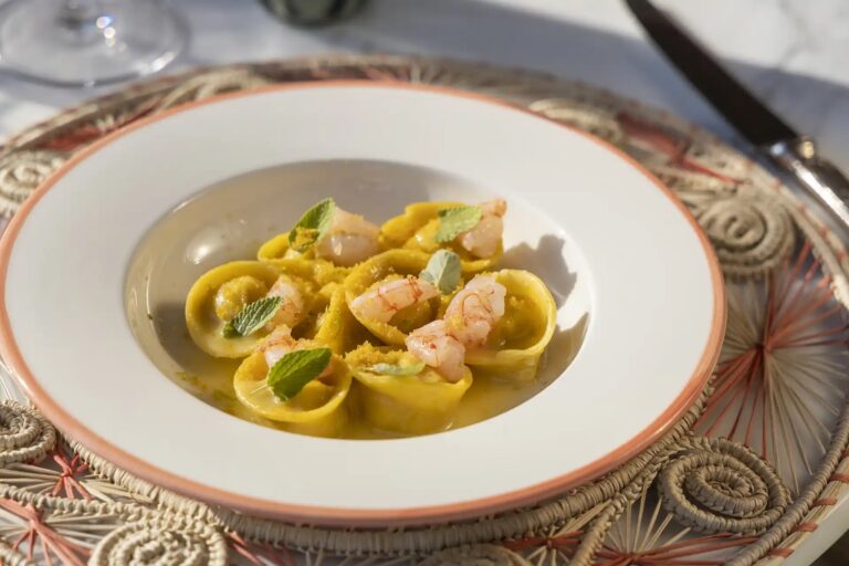 Tortellini in brodo at Da Giacomo al Salviatino, Il Salviatino