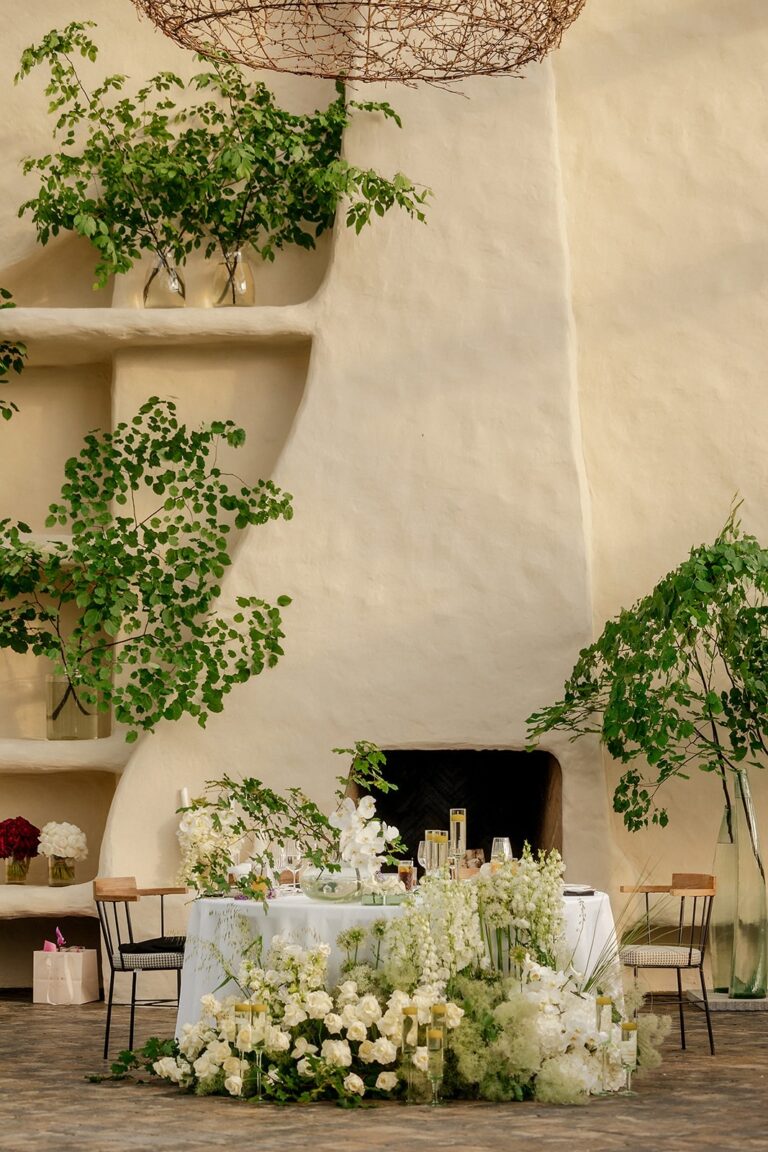 Interior with the fireplace and plants, Iris Orangerie