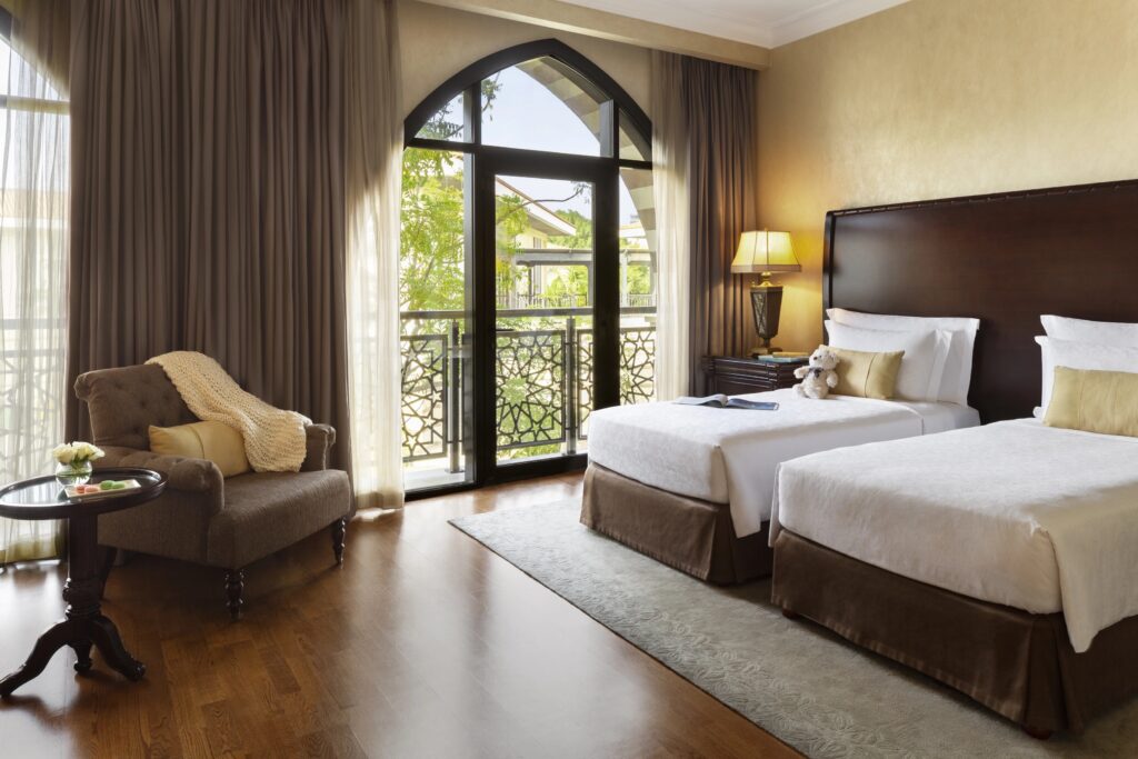 Deluxe Ocean Skyline Room