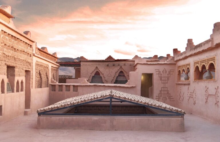 Terraced rooftop of the kasbah at sunset, Kasbah des Caïds