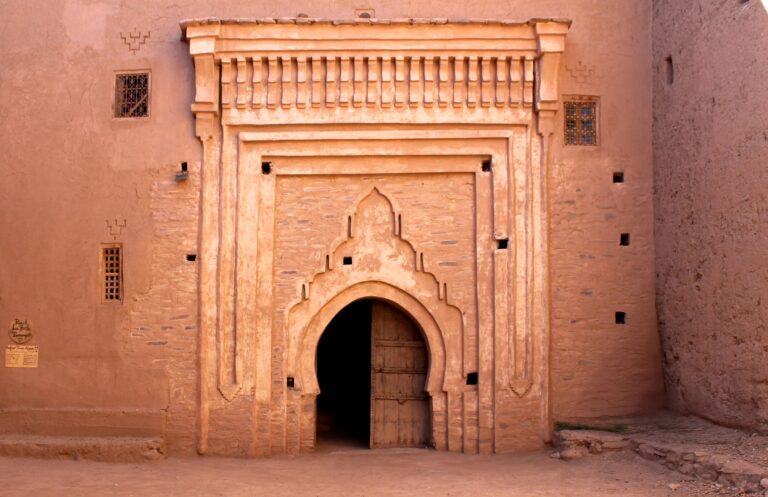 Carved mud-brick entrance gate of the kasbah, Kasbah des Caïds