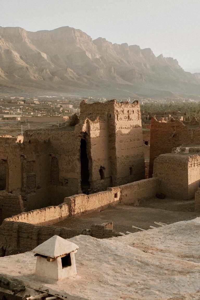 Kasbah rooftops and mountain ridge, Kasbah des Caïds