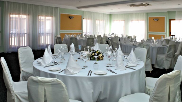Regina Room