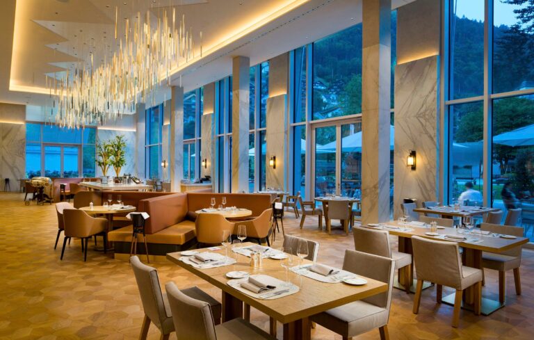 Cattani Restaurant dining room, Kempinski Palace Engelberg